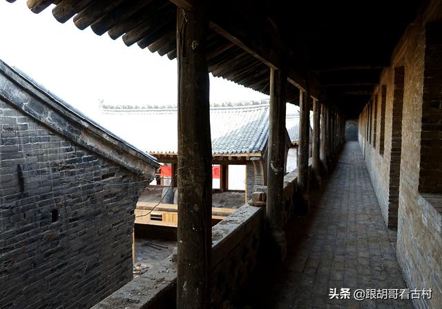 山西旅游避暑胜地灵空山下一农村，独特古建惹人着迷