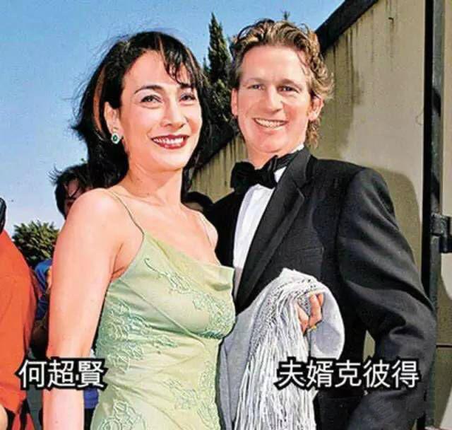 赌王何鸿燊一生有17个子女，98岁才有了第一个孙子