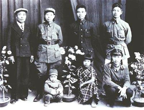 毛主席的亲家张文秋，有过六位“丈夫”，活了100岁高龄