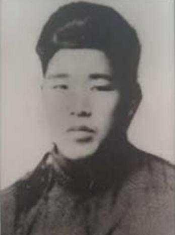 ​他是日本籍中国烈士，牺牲72年后，留在义乌的儿子终于找到了他的烈士墓