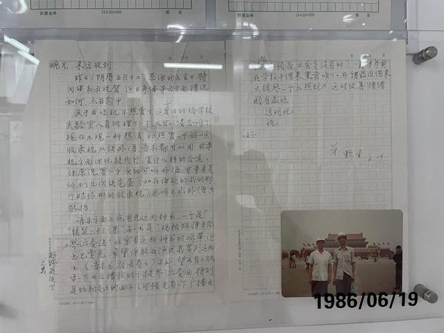 “困在”遗物里的孤独症男孩，父亲去世被送敬老院，10年无人探望